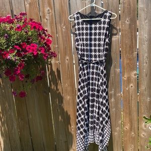 Roz & Ali Sleeveless Dress
